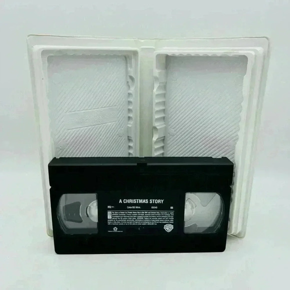 Warner Bros A Christmas Story VHS Movie #65045 - Picture 5 of 6